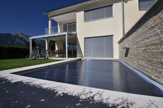 Solar Rollladen Lamellen aus PC (Polycarbonat), für Pools bis 8x3.2m